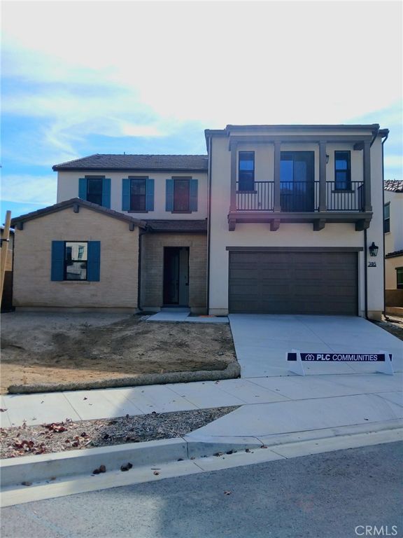 Image 1 of property listing at 746 Via Arezzo Place, Altadena, CA 91001