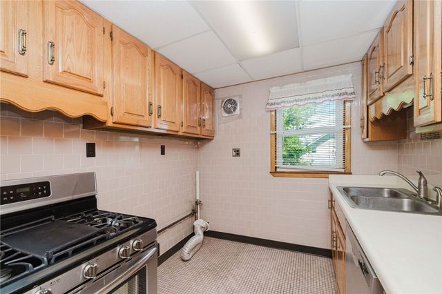 266 Norfolk Avenue, Pawtucket, RI 02861