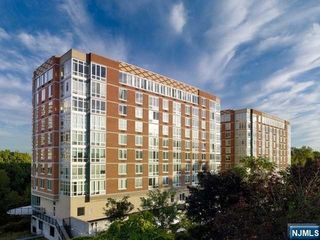 800 12th Street 905, Palisades Park, NJ 07650
