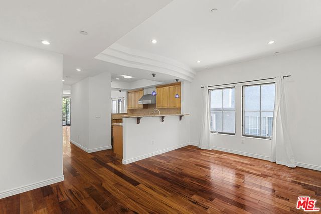 744 N Alfred Street 104, West Hollywood, CA 90069