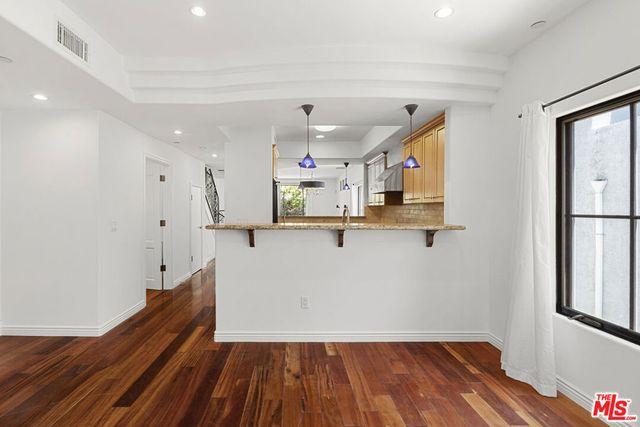 744 N Alfred Street 104, West Hollywood, CA 90069