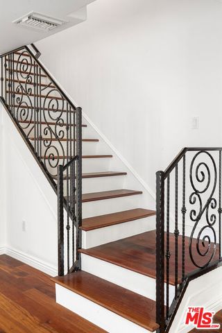 744 N Alfred Street 104, West Hollywood, CA 90069