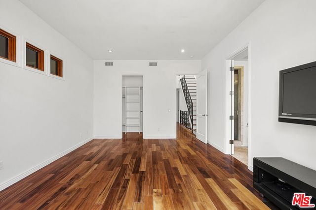 744 N Alfred Street 104, West Hollywood, CA 90069