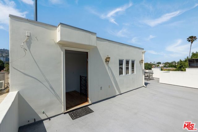 744 N Alfred Street 104, West Hollywood, CA 90069