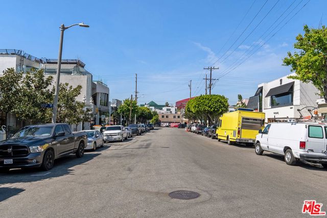 744 N Alfred Street 104, West Hollywood, CA 90069