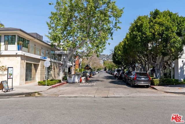 744 N Alfred Street 104, West Hollywood, CA 90069