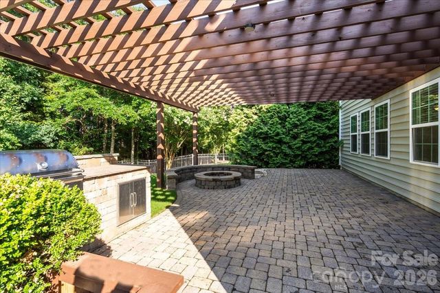 2701 Southern Trace Drive, Waxhaw, NC 28173