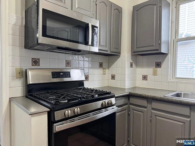 426 Columbia Avenue 2, Cliffside Park, NJ 07010