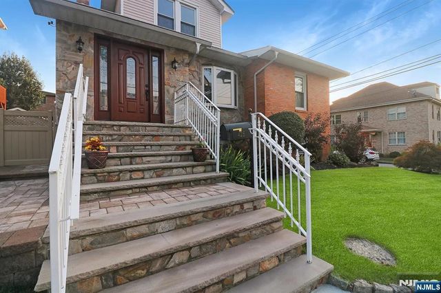 426 Columbia Avenue 2, Cliffside Park, NJ 07010