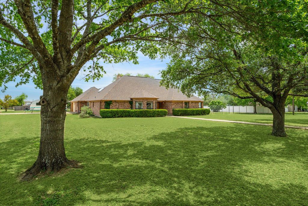 59 Fairview DR, Round Rock, TX 78665