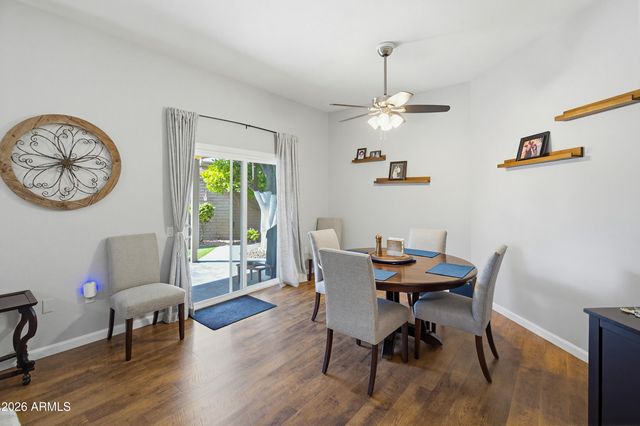 10305 W HUTTON Drive, Sun City, AZ 85351