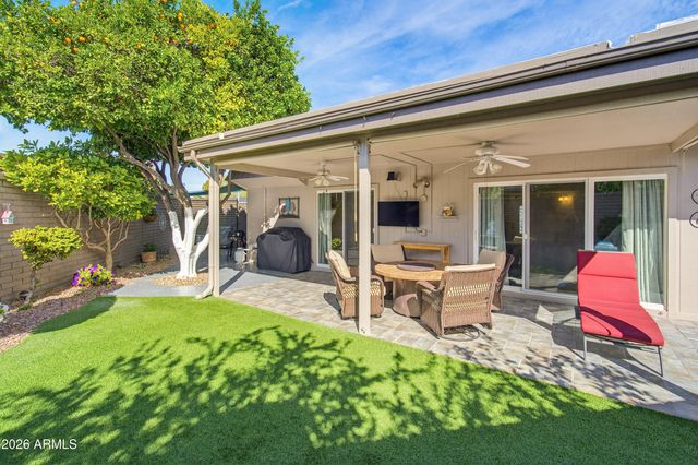 10305 W HUTTON Drive, Sun City, AZ 85351