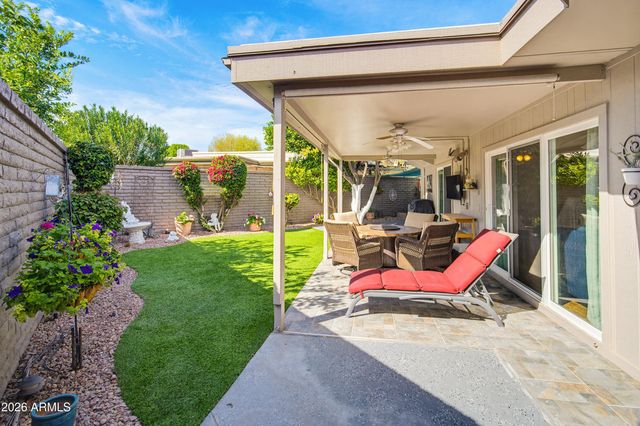 10305 W HUTTON Drive, Sun City, AZ 85351