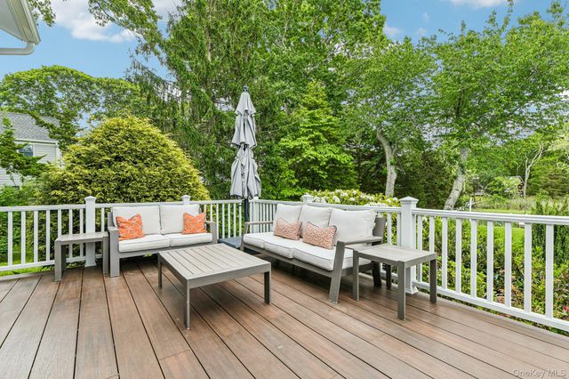 2100 Glenn Road, Southold, NY 11971