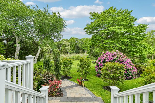 2100 Glenn Road, Southold, NY 11971