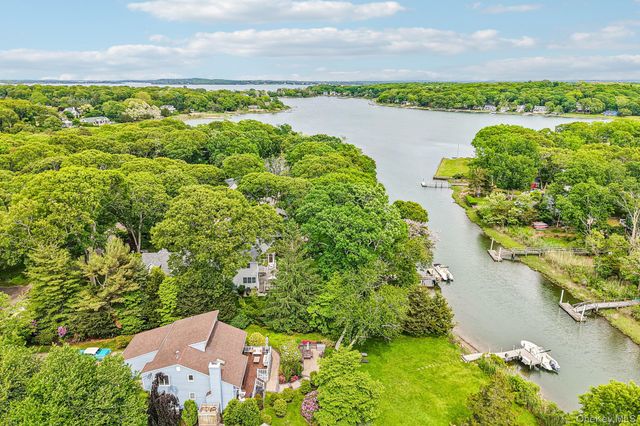 2100 Glenn Road, Southold, NY 11971