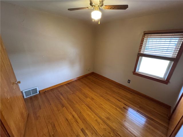 1134 Strawn Ave, New Kensington, PA 15068