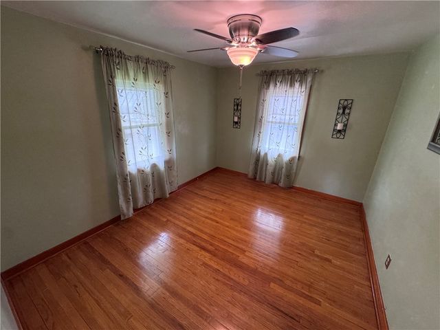 1134 Strawn Ave, New Kensington, PA 15068
