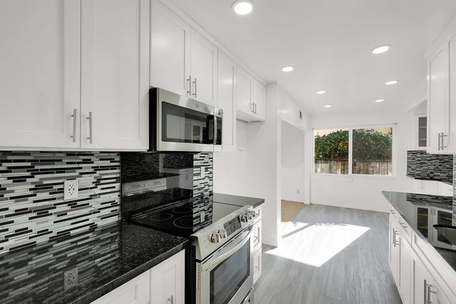 15766 Via Sorrento, San Lorenzo, CA 94580