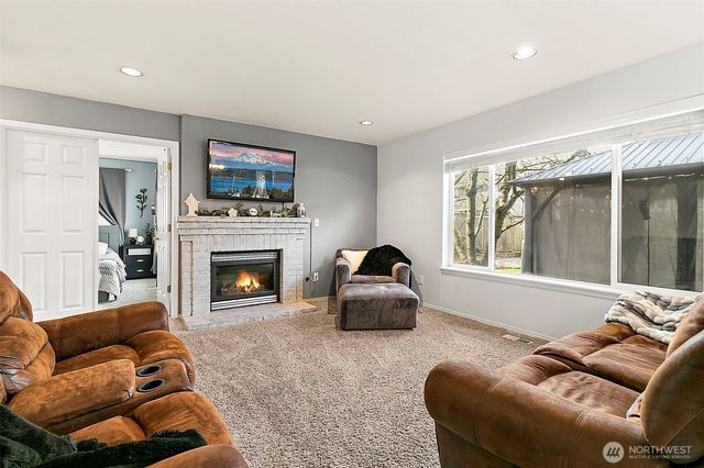 5207 Marshall Avenue SE, Auburn, WA 98092