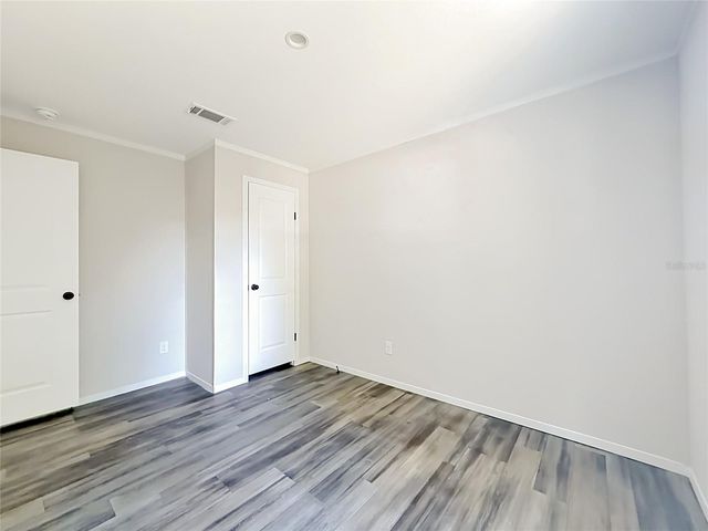 8002 MOBILAIRE DRIVE, Orlando, FL 32822