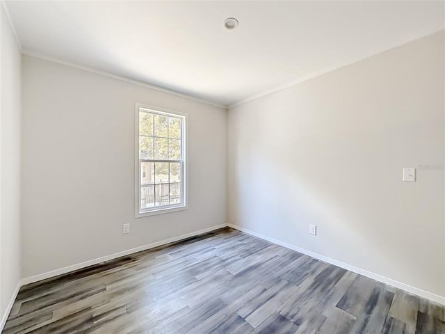 8002 MOBILAIRE DRIVE, Orlando, FL 32822