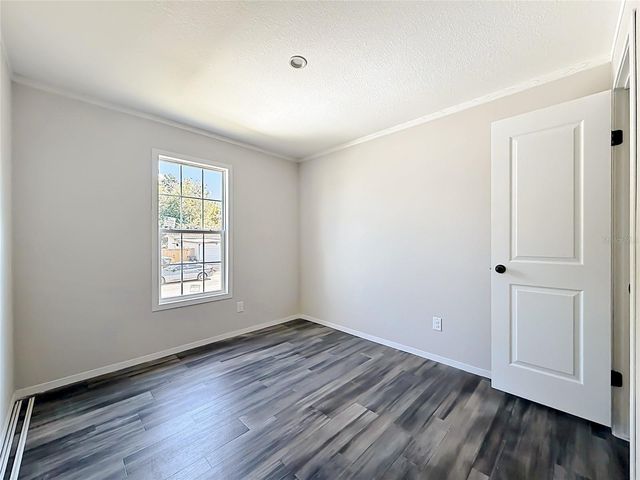 8002 MOBILAIRE DRIVE, Orlando, FL 32822