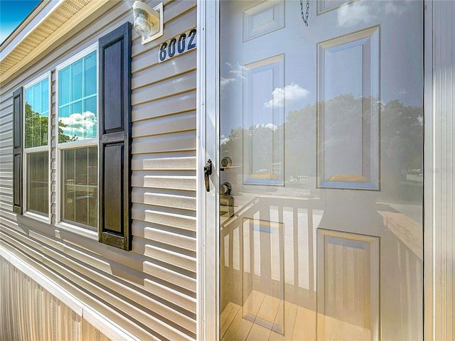 8002 MOBILAIRE DRIVE, Orlando, FL 32822