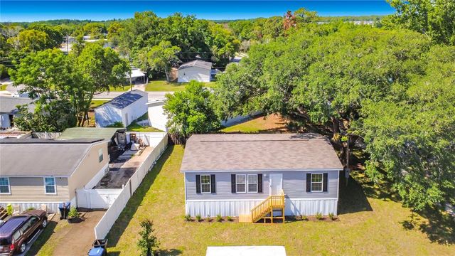 8002 MOBILAIRE DRIVE, Orlando, FL 32822