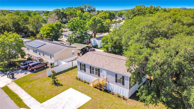 8002 MOBILAIRE DRIVE, Orlando, FL 32822