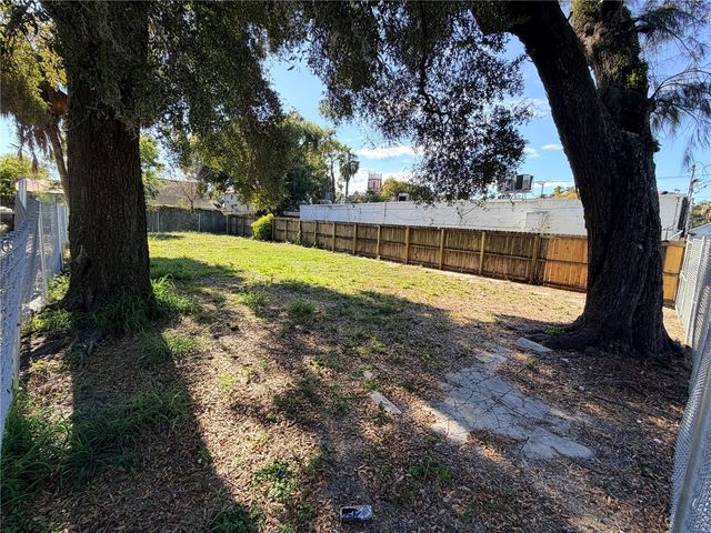 905 E 26TH AVENUE, Tampa, FL 33605