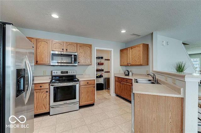 12626 Courage Crossing, Fishers, IN 46037