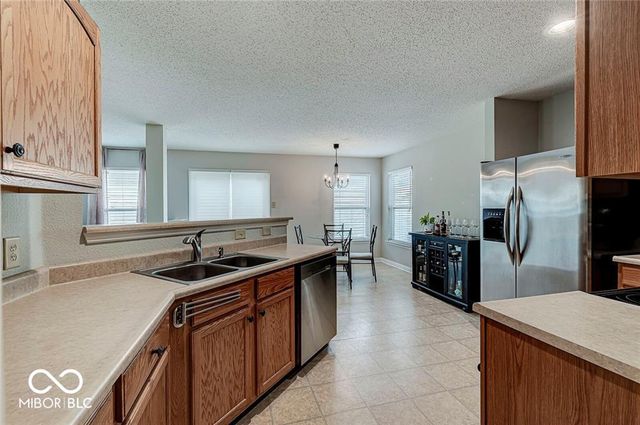 12626 Courage Crossing, Fishers, IN 46037