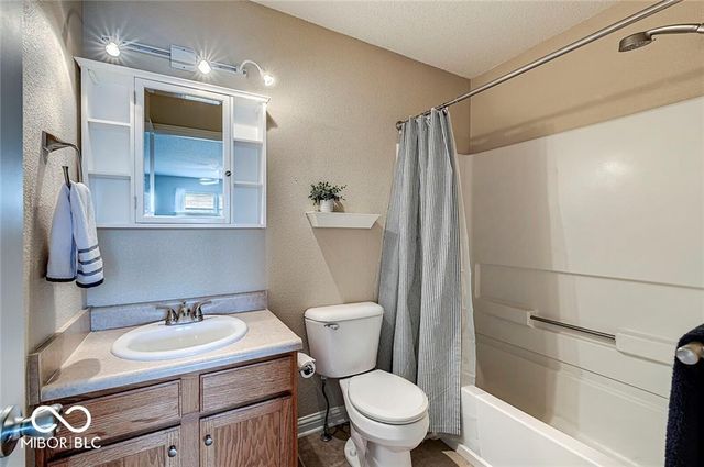 12626 Courage Crossing, Fishers, IN 46037