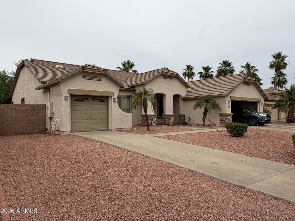 3076 E JUANITA Avenue, Gilbert, AZ 85234 — exterior
