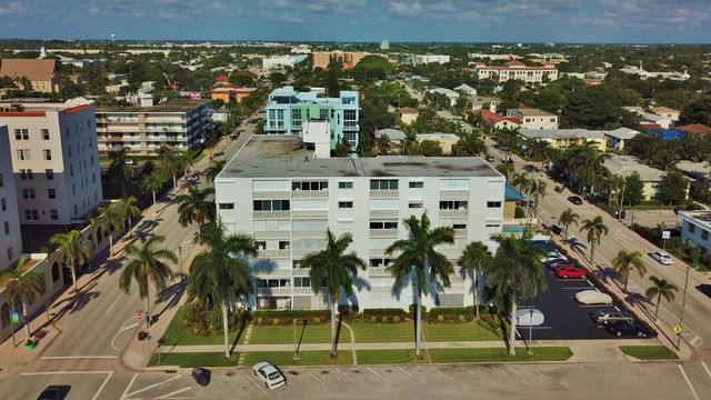 1 N Golfview Road 205, Lake Worth Beach, FL 33460