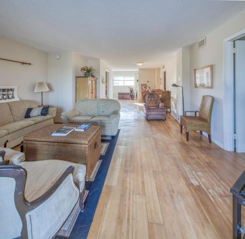 1 N Golfview Road 205, Lake Worth Beach, FL 33460