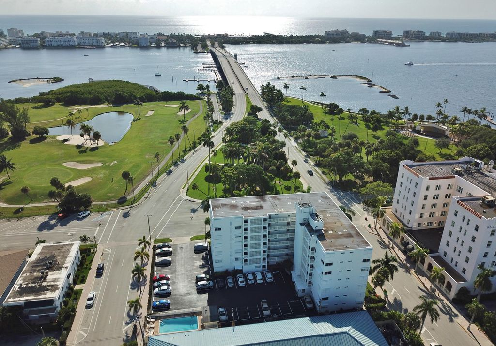 1 N Golfview Road 205, Lake Worth Beach, FL 33460