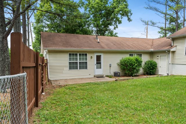 2822 Airwood Dr, Nashville, TN 37214
