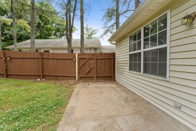 2822 Airwood Dr, Nashville, TN 37214