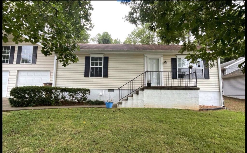 2822 Airwood Dr, Nashville, TN 37214