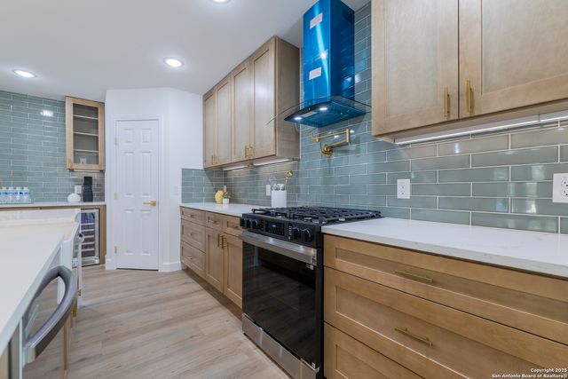 106 Irvington, San Antonio, TX 78209