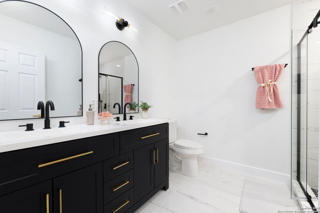 106 Irvington, San Antonio, TX 78209