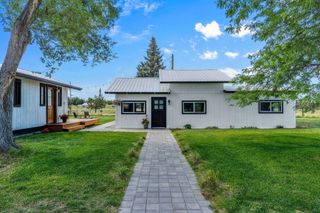 5720 SW Obsidian Avenue, Redmond, OR 97756
