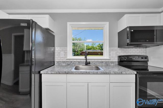 1103 W Washington Street, Athens, AL 35611