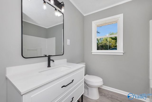 1103 W Washington Street, Athens, AL 35611