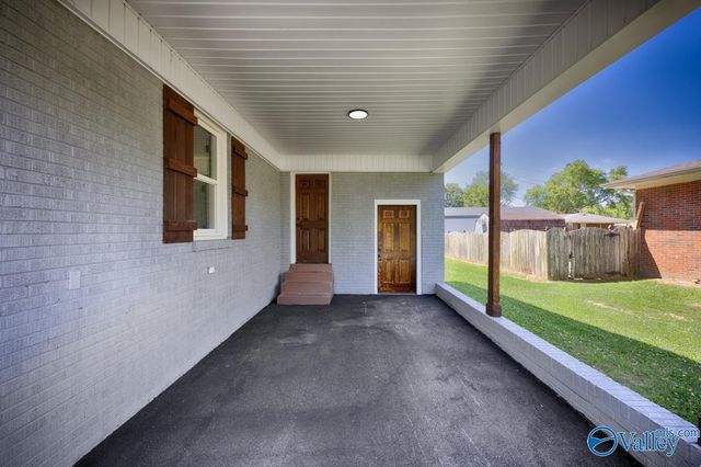 1103 W Washington Street, Athens, AL 35611