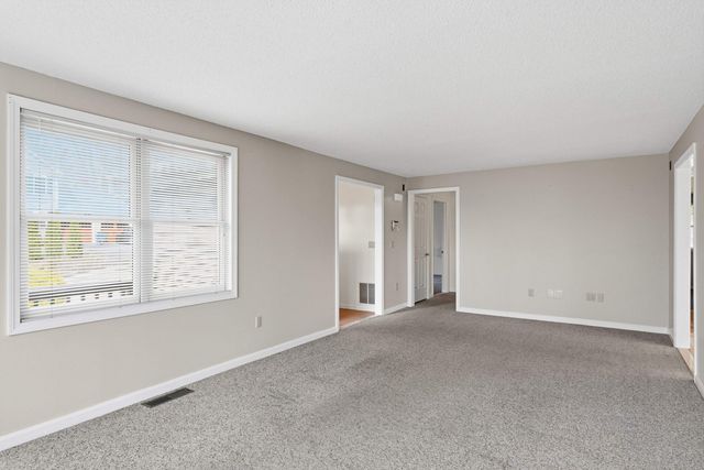 387 Harrison Street, Manchester, NH 03104