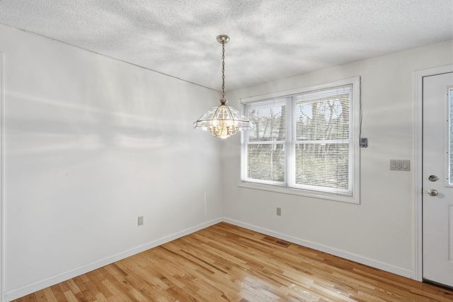 387 Harrison Street, Manchester, NH 03104