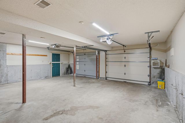 387 Harrison Street, Manchester, NH 03104